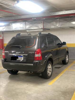 HYUNDAI TUCSON 2011