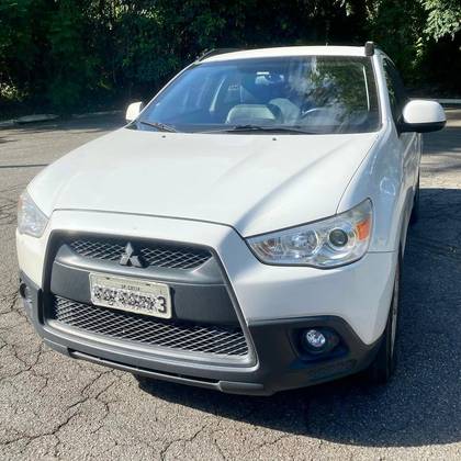 MITSUBISHI ASX 2011