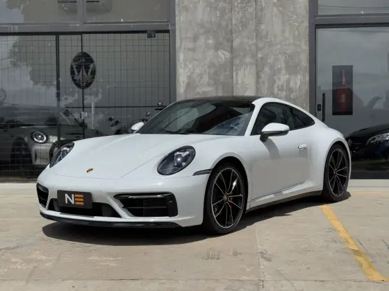 PORSCHE 911 2021