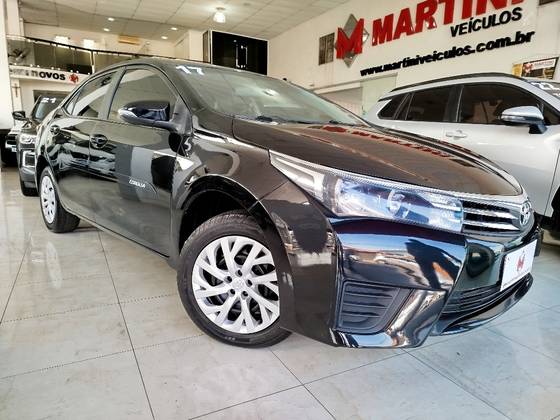 TOYOTA COROLLA 2017