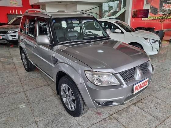 MITSUBISHI PAJERO TR4 2013
