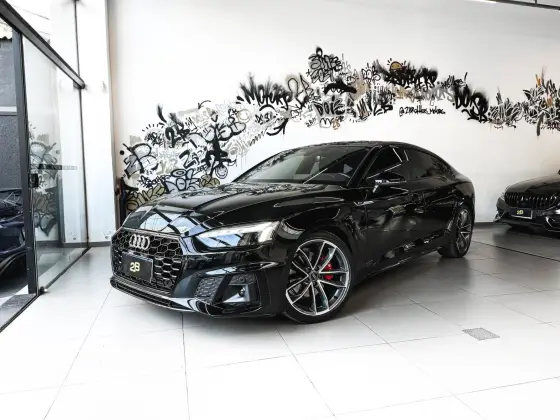 AUDI A5 2023