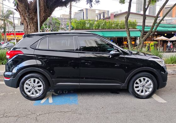 HYUNDAI CRETA 2023