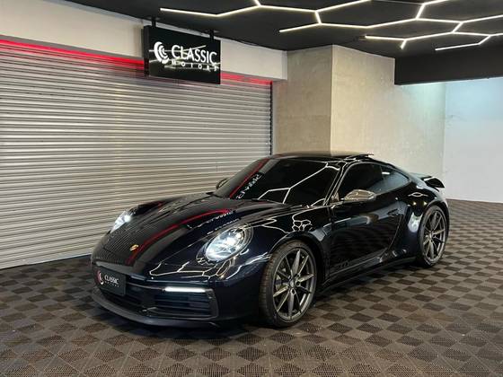 PORSCHE 911 2023