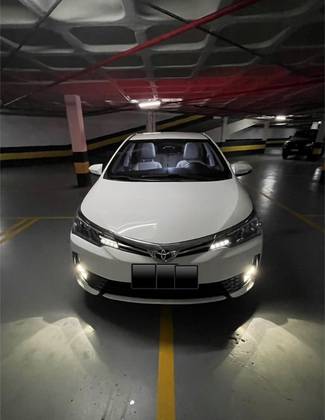 TOYOTA COROLLA 2018