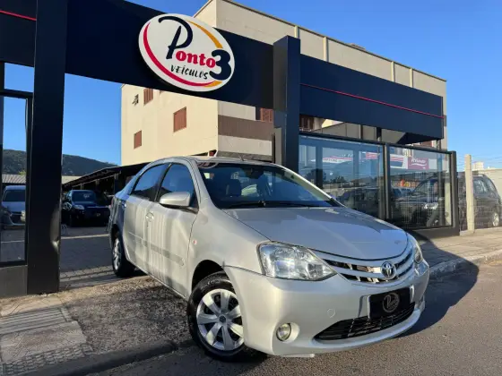TOYOTA ETIOS 2014
