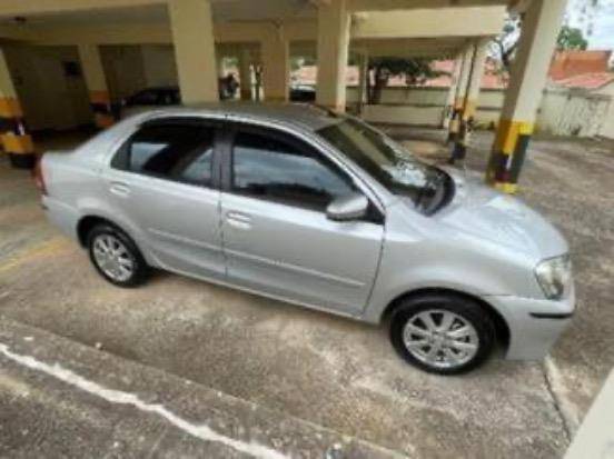 TOYOTA ETIOS 2017