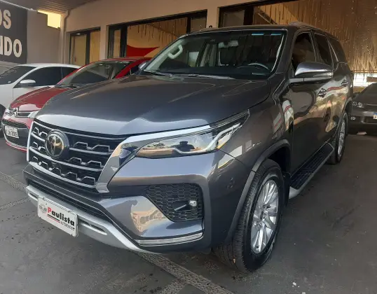 TOYOTA HILUX SW4 2022