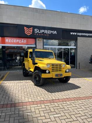 TROLLER T4 2004