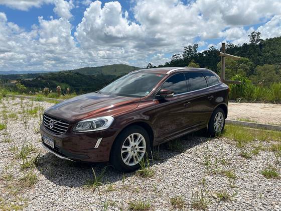 VOLVO XC60 2015