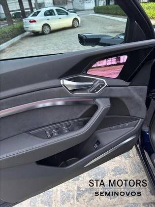 AUDI E-TRON 2023