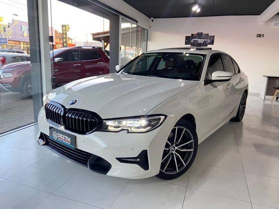 BMW 320i 2022
