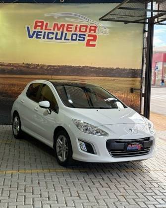 PEUGEOT 308 2015