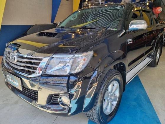 TOYOTA HILUX 2012