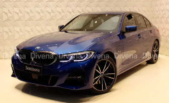 BMW 330e 2022
