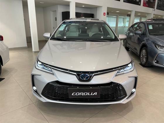 TOYOTA COROLLA 2025