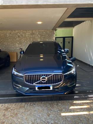 VOLVO XC60 2021