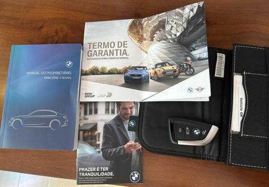 BMW 320i 2025