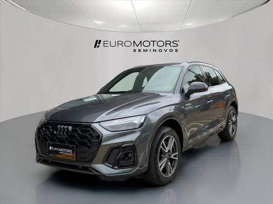 AUDI Q5 2024