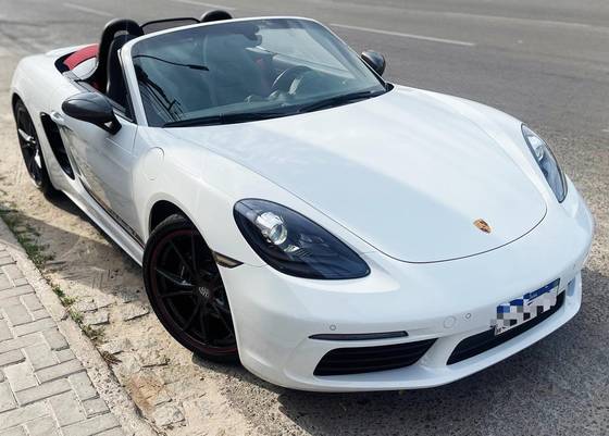 PORSCHE 718 2023