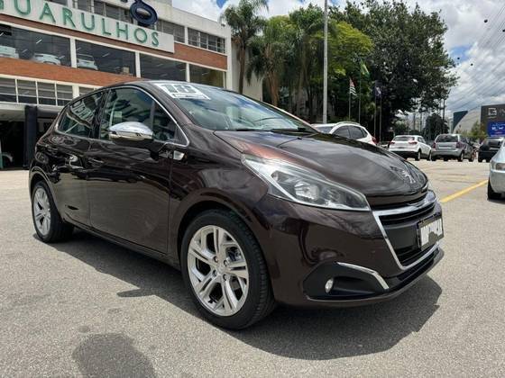 PEUGEOT 208 2018