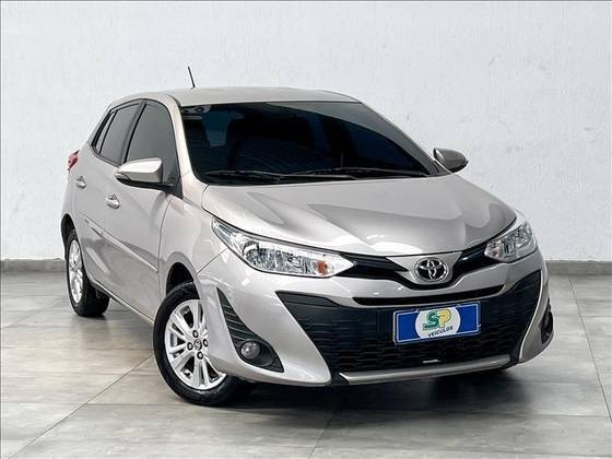 TOYOTA YARIS 2019