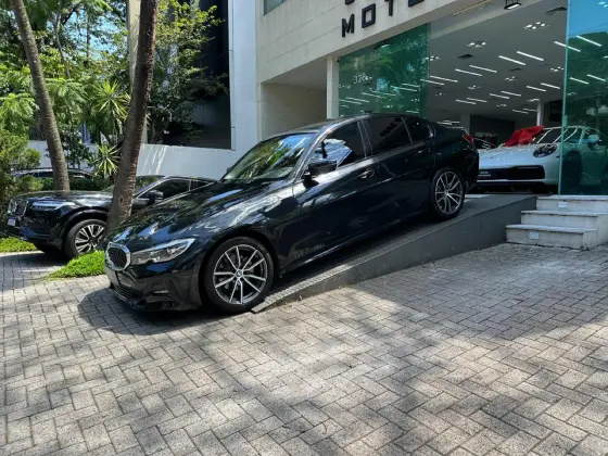 BMW 320i 2020