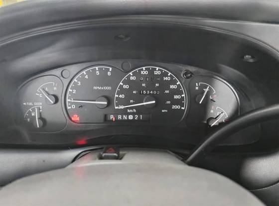 FORD EXPLORER 2000