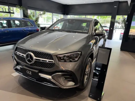 MERCEDES-BENZ GLE 450d 2025