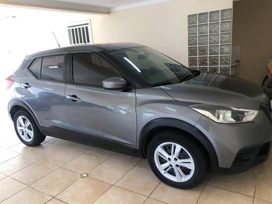 NISSAN KICKS 2021