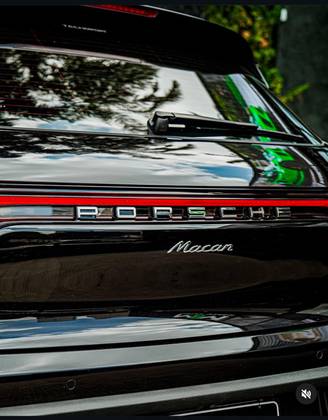 PORSCHE MACAN 2023
