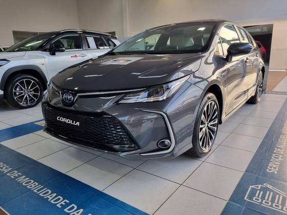 TOYOTA COROLLA 2025
