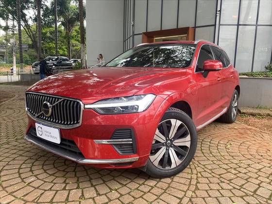 VOLVO XC60 2023
