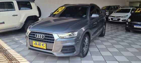 AUDI Q3 2019