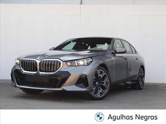 BMW 530e 2025