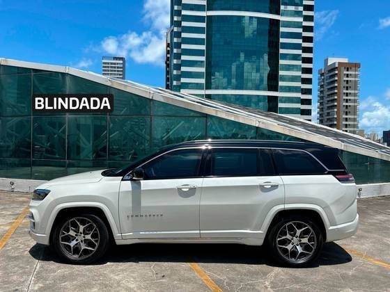 JEEP COMMANDER 2023