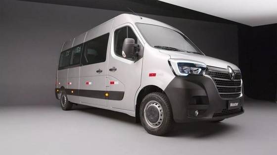 RENAULT MASTER 2025