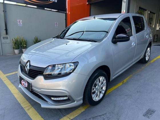 RENAULT SANDERO 2023
