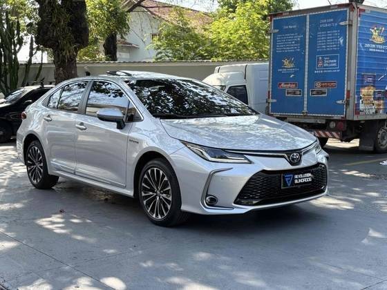 TOYOTA COROLLA 2024