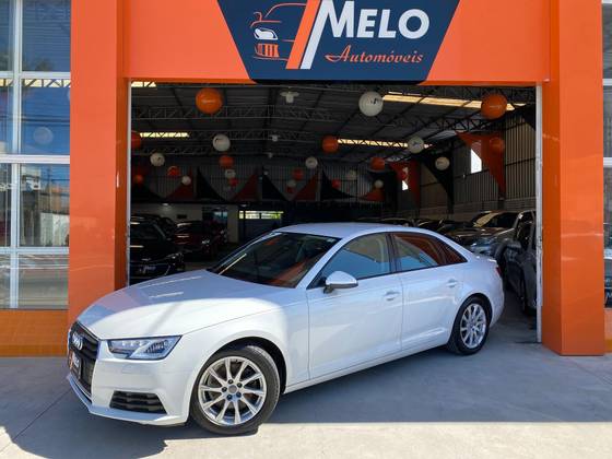 AUDI A4 2017