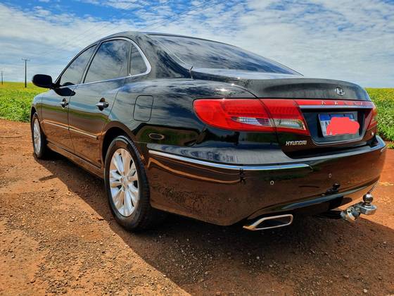 HYUNDAI AZERA 2011