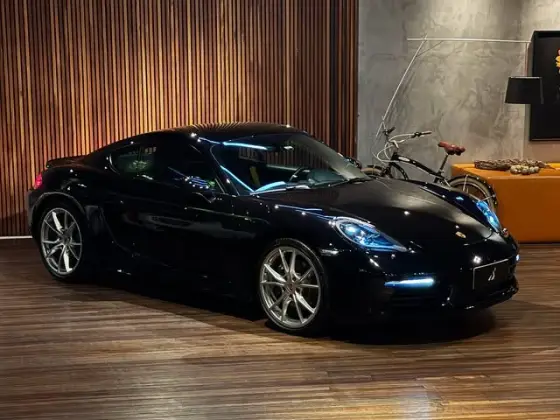 PORSCHE 718 2021