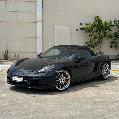 PORSCHE 718 2024