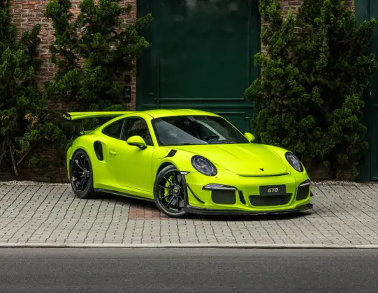 PORSCHE 911 2016