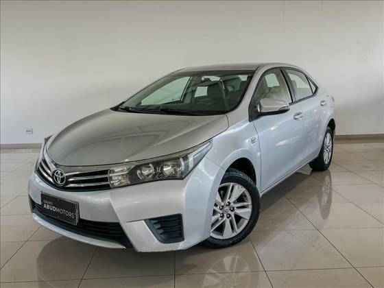 TOYOTA COROLLA 2015