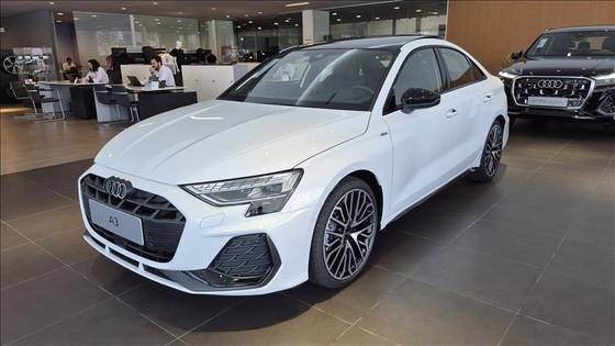 AUDI A3 2025