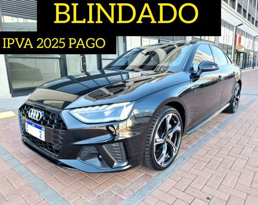 AUDI A4 2023