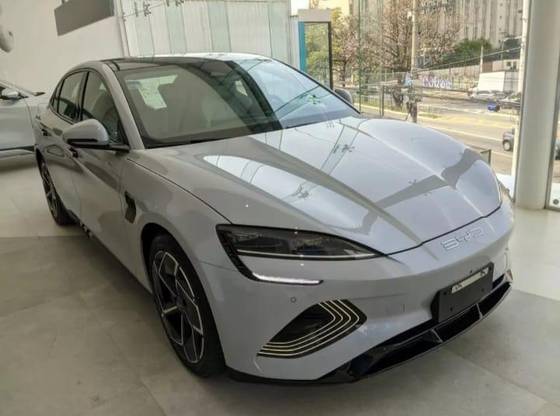 BYD SEAL 2025