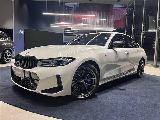 BMW 320i 2025