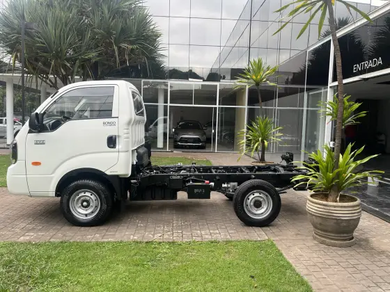KIA BONGO 2025